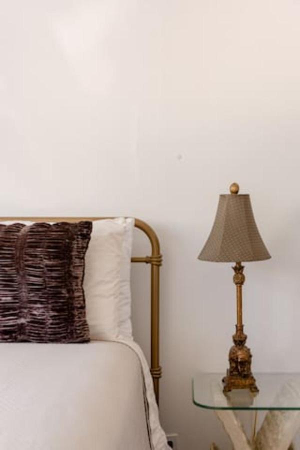 Oasis 3 Near Dfw Airport With Mediterranean Setting Irving Exteriér fotografie