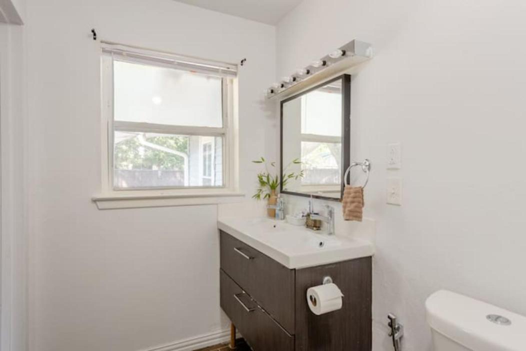 Oasis 3 Near Dfw Airport With Mediterranean Setting Irving Exteriér fotografie
